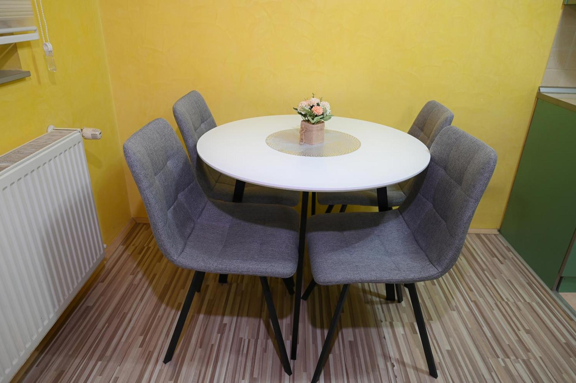 Mb Apartments Jagodina Quarto foto